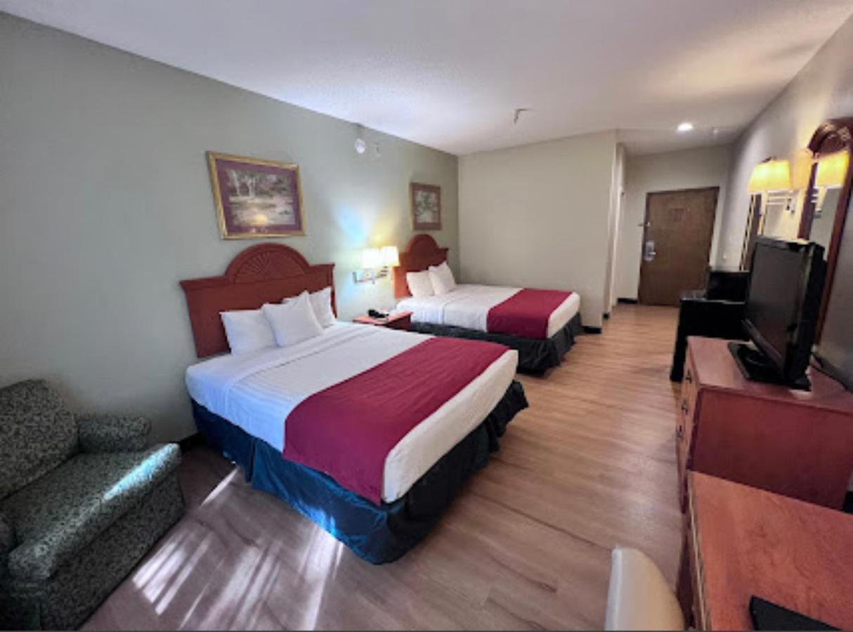 Americas Best Value Inn Wiggins Ngoại thất bức ảnh